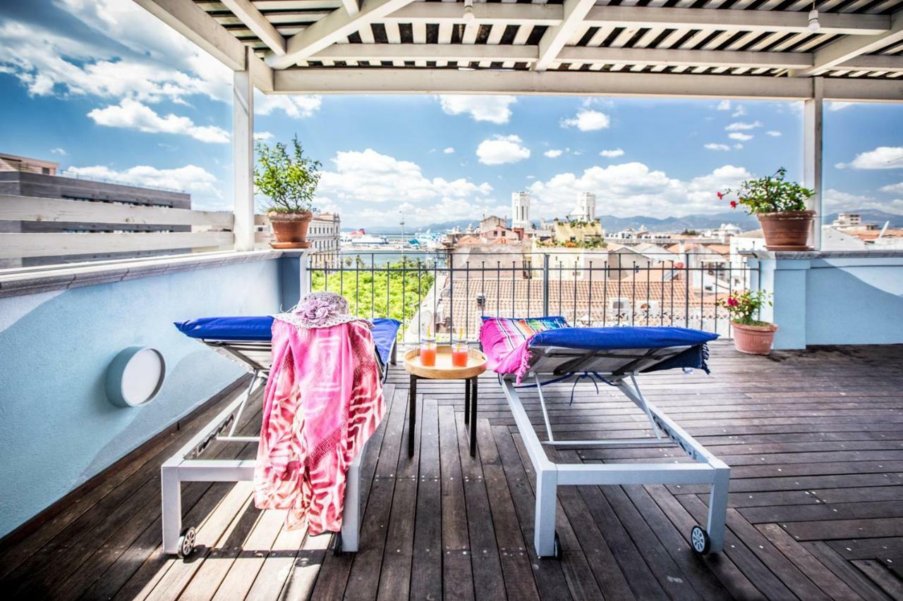 Готель La Terrazza Sul Porto Кальярі Екстер'єр фото